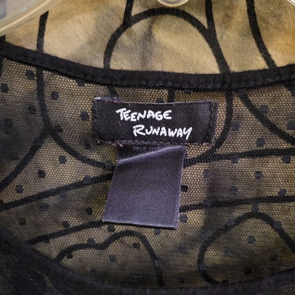 Skeleton unicorn shirt with lace size medium - Picture 4 of 4